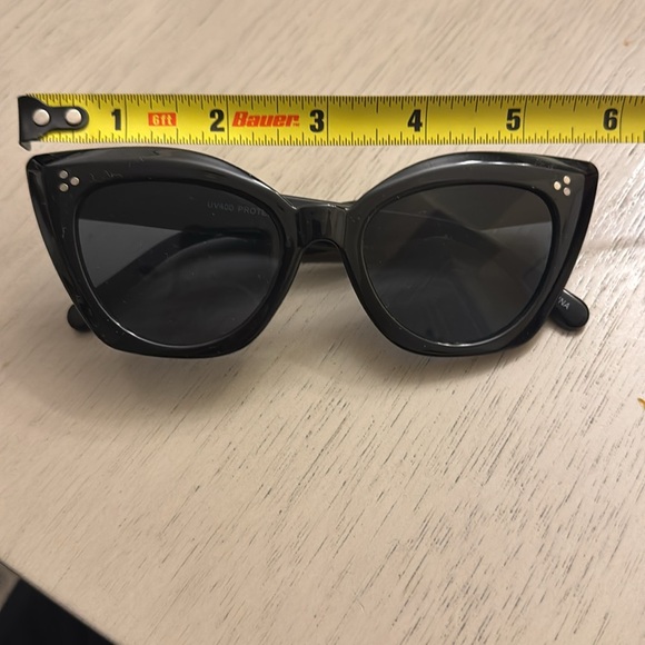 Sunglasses - Picture 10 of 11